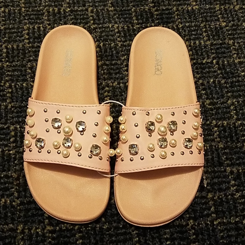 SALE 🎈 3/$15 Bundle Women Sandals